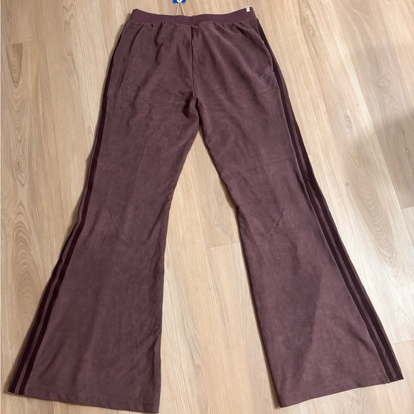 Adidas Women's Suede Mauve Flared Track Pants - Picture 8 of 9
